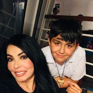 Meet your Posher, Sofia